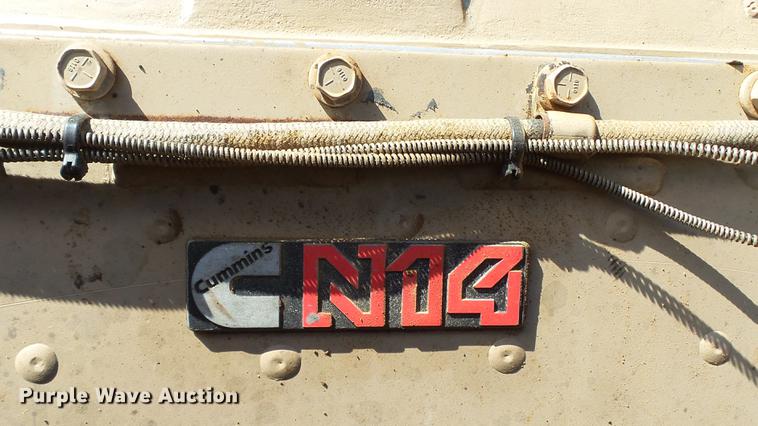 image for item DD7290 1998 New Holland EC600 excavator