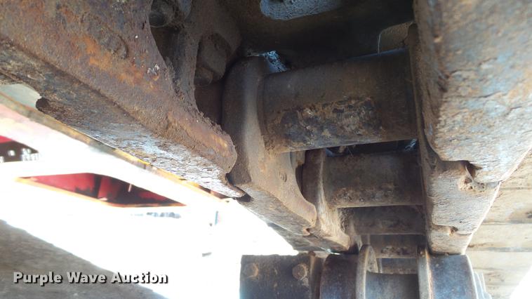 image for item DD7290 1998 New Holland EC600 excavator