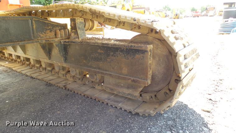 image for item DD7290 1998 New Holland EC600 excavator