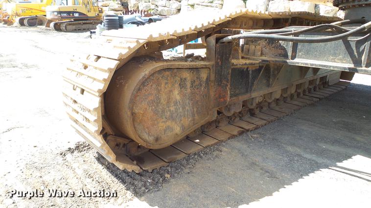 image for item DD7290 1998 New Holland EC600 excavator