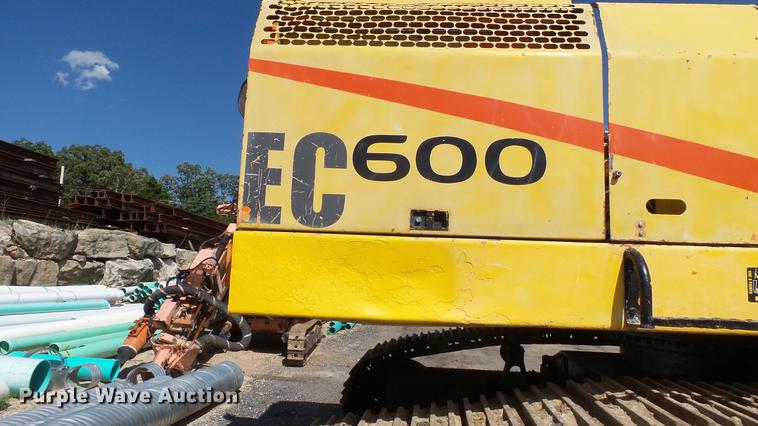 image for item DD7290 1998 New Holland EC600 excavator