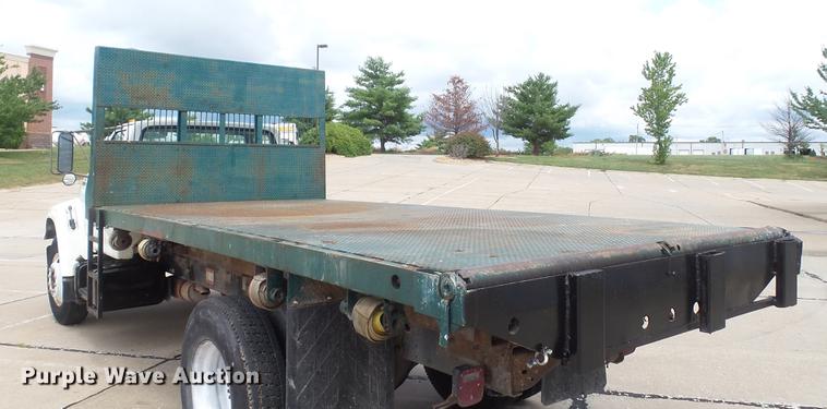 image for item DD7314 1995 Ford F700 flat dump bed truck
