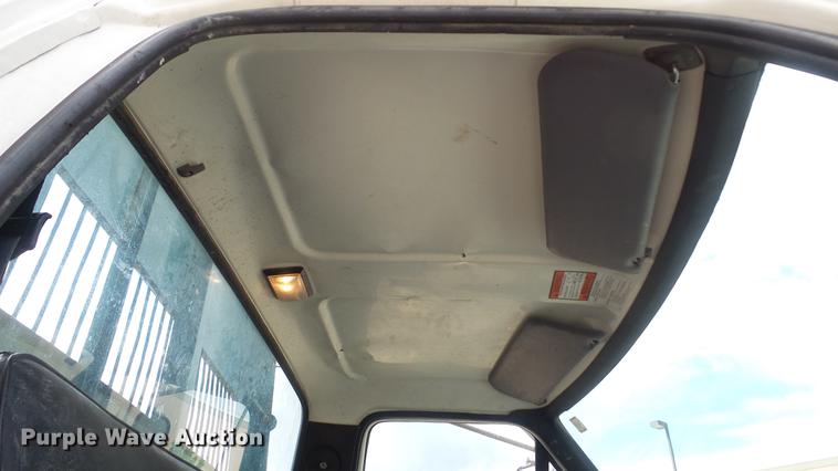 image for item DD7314 1995 Ford F700 flat dump bed truck