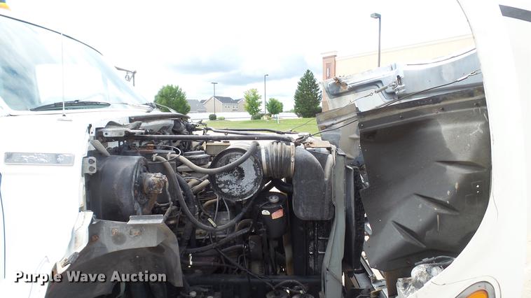 image for item DD7314 1995 Ford F700 flat dump bed truck