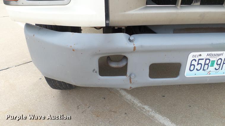 image for item DD7314 1995 Ford F700 flat dump bed truck