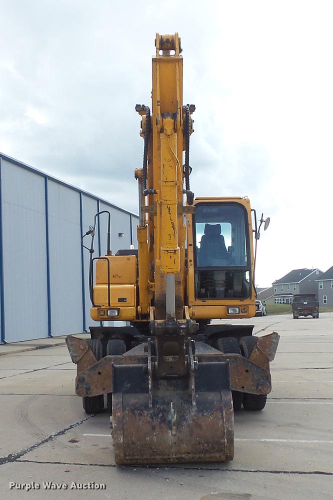 image for item DD7315 2005 Hyundai Robex 170W-7 rubber tire excavator