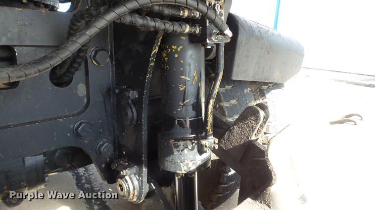 image for item DD7315 2005 Hyundai Robex 170W-7 rubber tire excavator