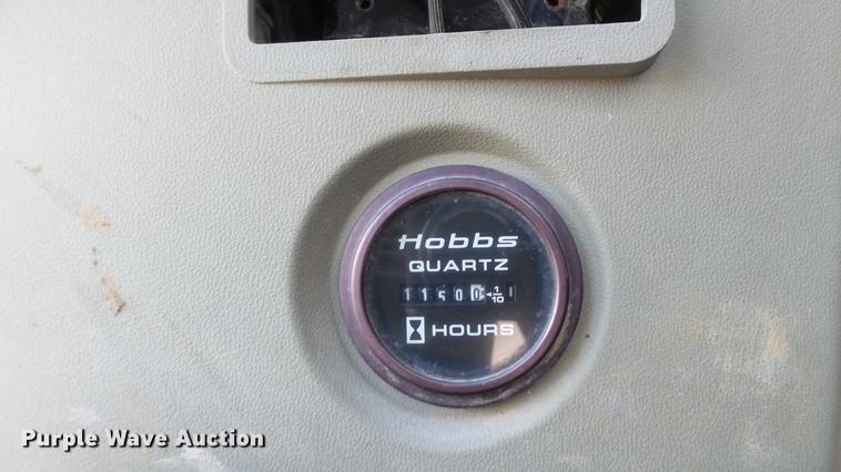 image for item DD7315 2005 Hyundai Robex 170W-7 rubber tire excavator