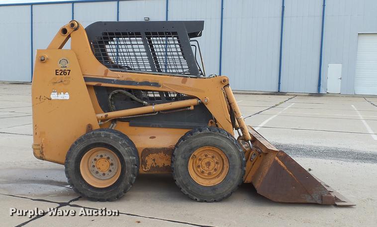 image for item DD7316 2005 Case 445 skid steer