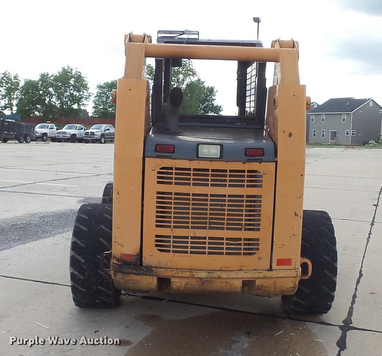image for item DD7316 2005 Case 445 skid steer