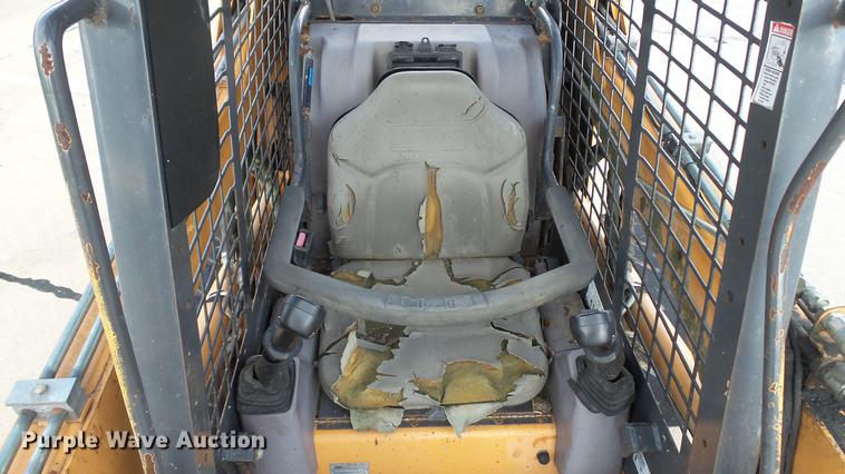 image for item DD7316 2005 Case 445 skid steer