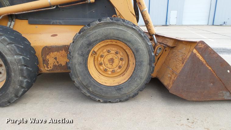 image for item DD7316 2005 Case 445 skid steer