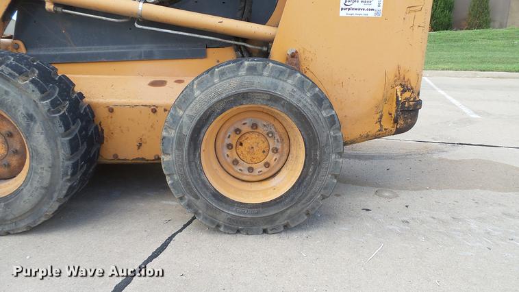 image for item DD7316 2005 Case 445 skid steer