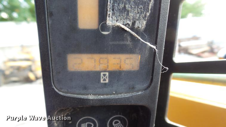 image for item DD7319 Case 445 skid steer