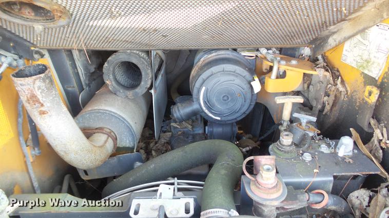 image for item DD7319 Case 445 skid steer