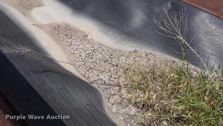 image for item DD7758 1985 Raylan end dump trailer