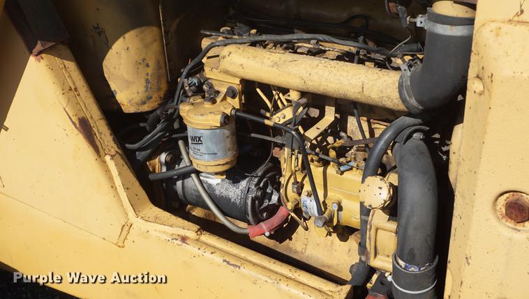 image for item DD7811 Ford 555 Special backhoe