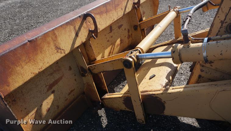 image for item DD7811 Ford 555 Special backhoe