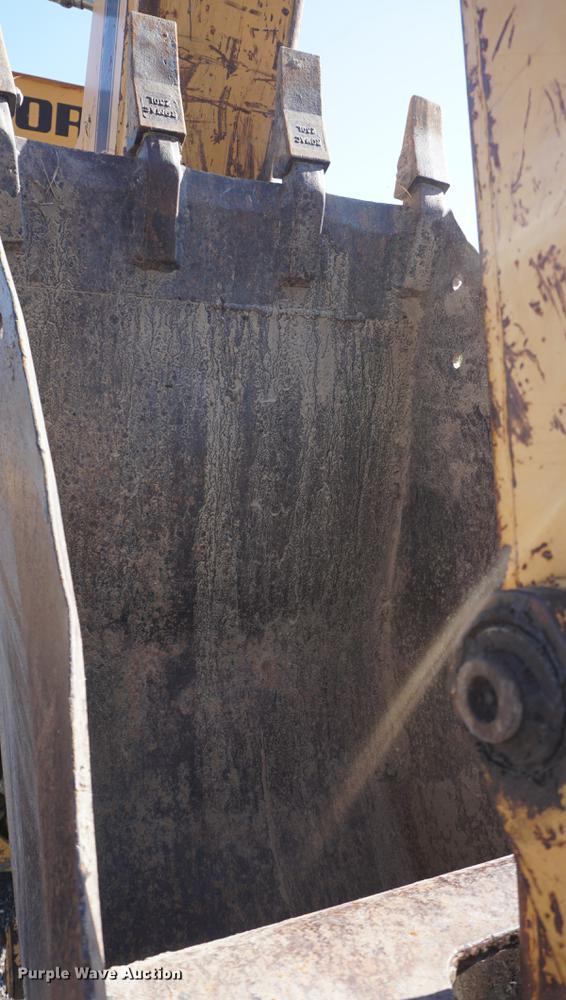 image for item DD7811 Ford 555 Special backhoe