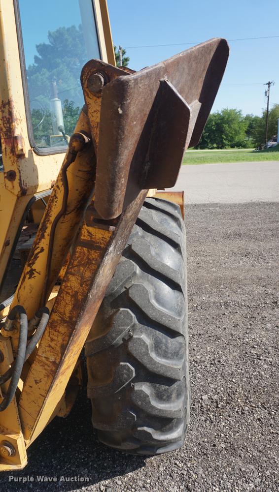 image for item DD7811 Ford 555 Special backhoe