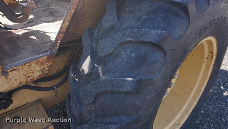 image for item DD7811 Ford 555 Special backhoe