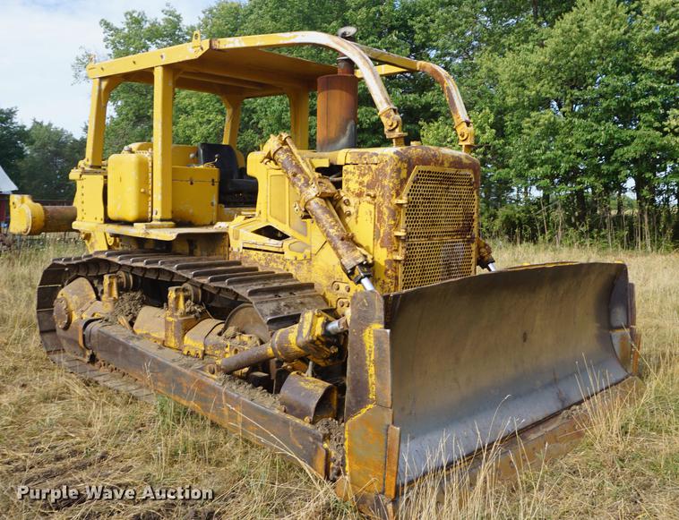 image for item DD7816 1975 Caterpillar D7G dozer