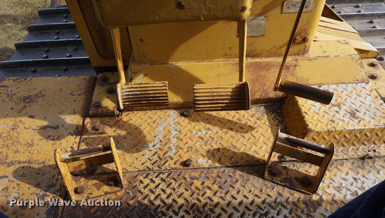 image for item DD7816 1975 Caterpillar D7G dozer