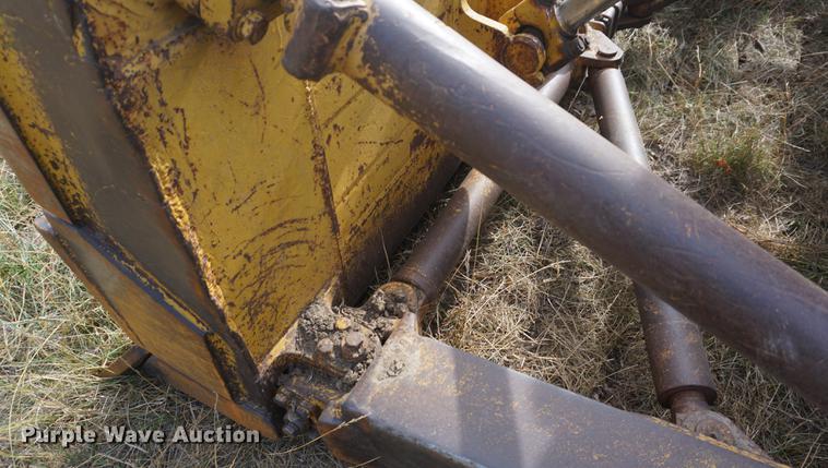 image for item DD7816 1975 Caterpillar D7G dozer