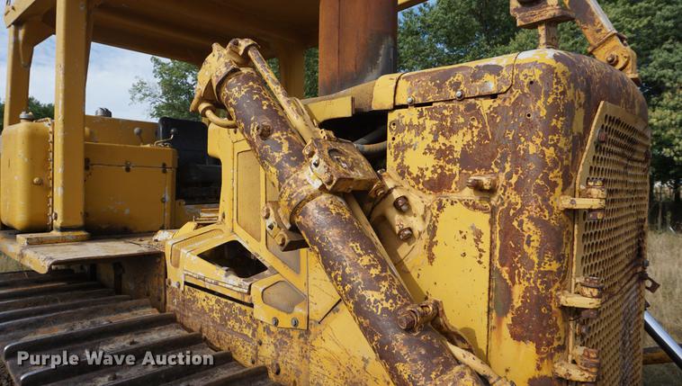 image for item DD7816 1975 Caterpillar D7G dozer