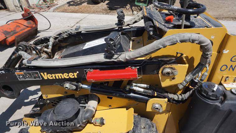 image for item DD7827 2008 Vermeer S400TX compact utility loader