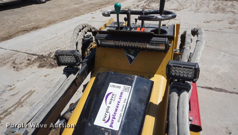 image for item DD7827 2008 Vermeer S400TX compact utility loader