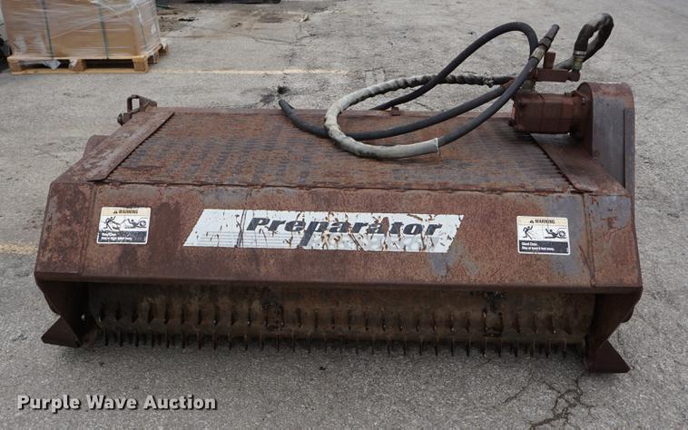 image for item DD7831 Preparator skid steer attachment