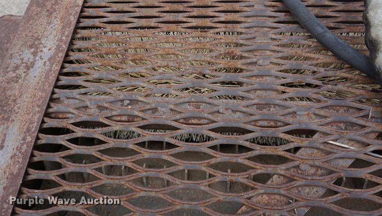 image for item DD7831 Preparator skid steer attachment