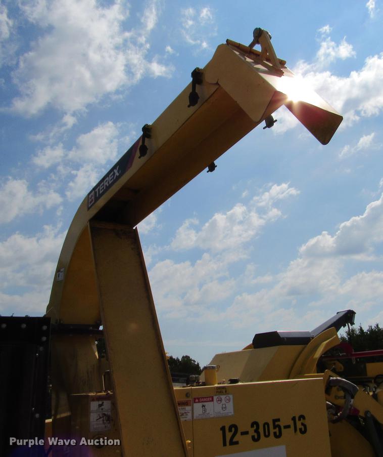 image for item DE0178 2013 Terex Trac 790 chipper