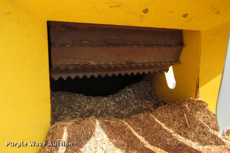 image for item DE0178 2013 Terex Trac 790 chipper