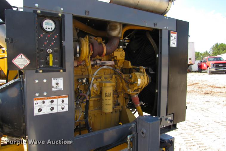 image for item DE0178 2013 Terex Trac 790 chipper