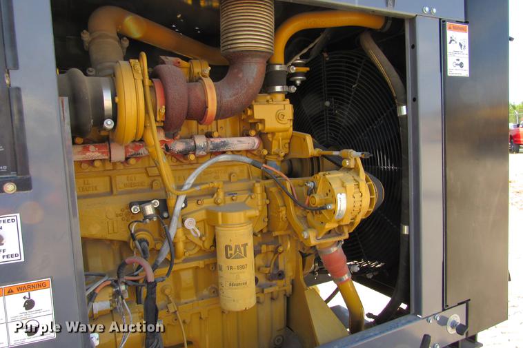 image for item DE0178 2013 Terex Trac 790 chipper