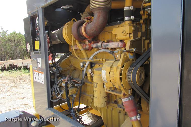 image for item DE0178 2013 Terex Trac 790 chipper