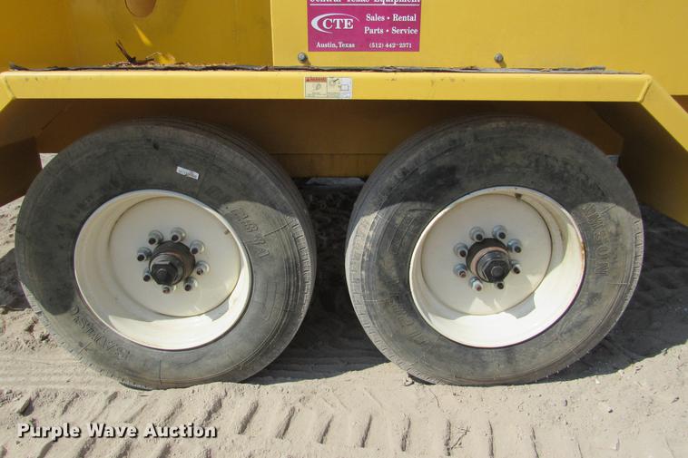 image for item DE0178 2013 Terex Trac 790 chipper