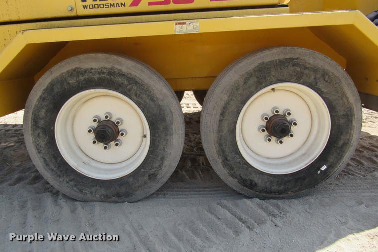 image for item DE0178 2013 Terex Trac 790 chipper