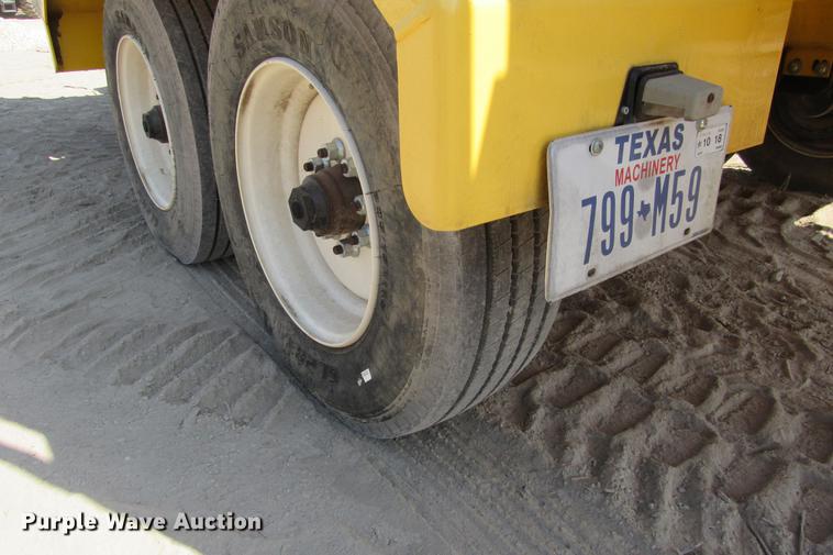 image for item DE0178 2013 Terex Trac 790 chipper