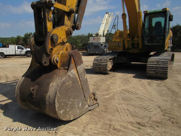 image for item DE0179 2003 Caterpillar 325C L excavator