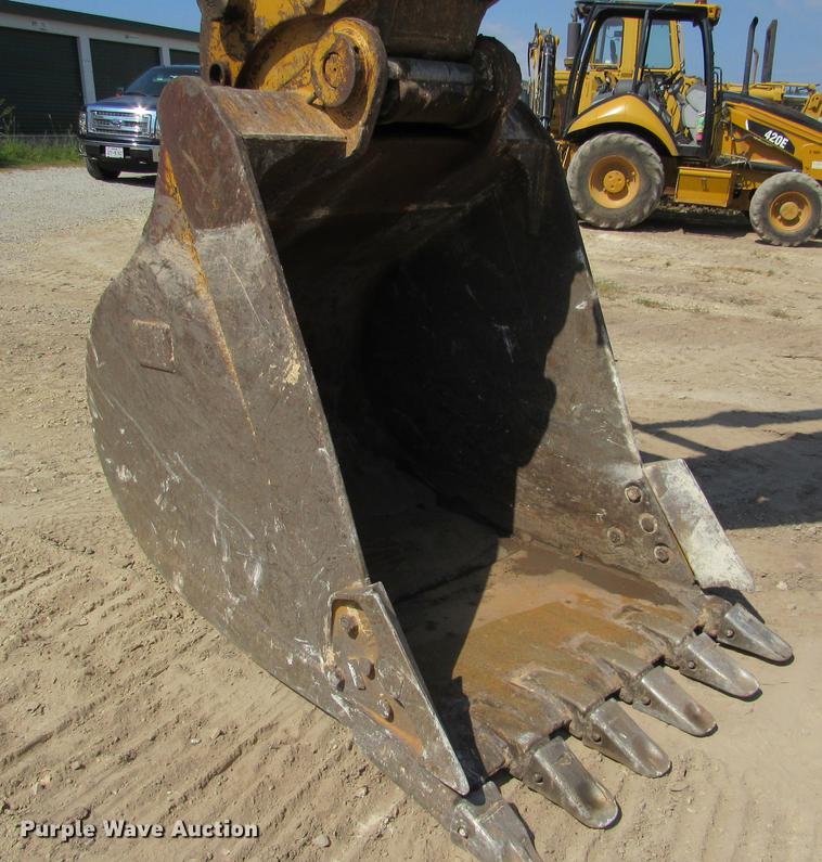 image for item DE0179 2003 Caterpillar 325C L excavator