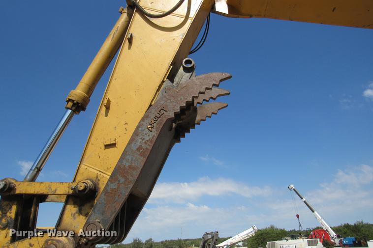 image for item DE0179 2003 Caterpillar 325C L excavator