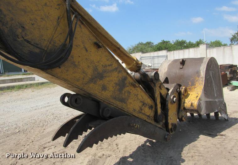 image for item DE0179 2003 Caterpillar 325C L excavator