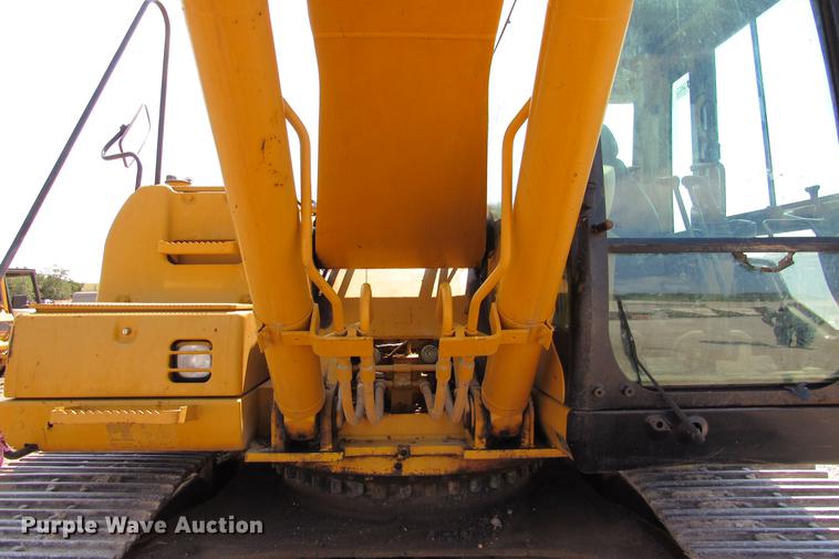 image for item DE0179 2003 Caterpillar 325C L excavator