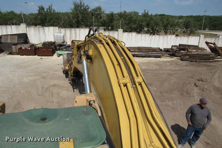 image for item DE0179 2003 Caterpillar 325C L excavator
