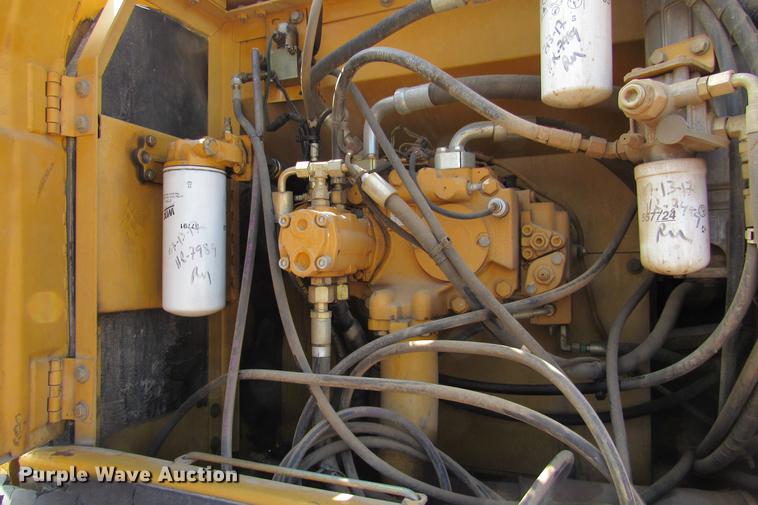 image for item DE0179 2003 Caterpillar 325C L excavator