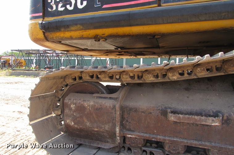 image for item DE0179 2003 Caterpillar 325C L excavator