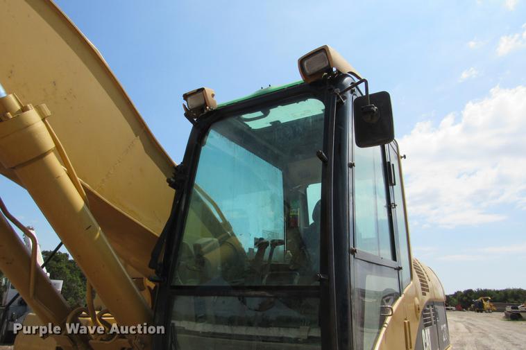 image for item DE0179 2003 Caterpillar 325C L excavator